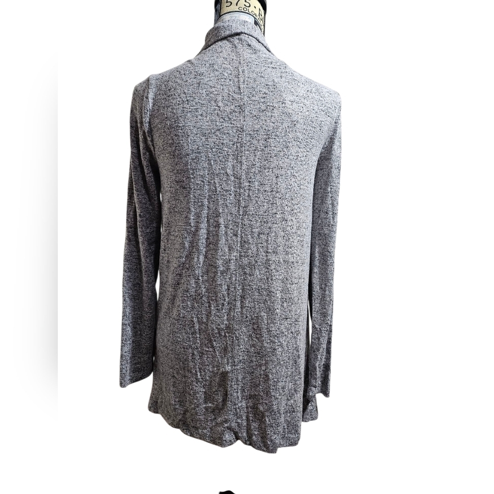NEW It's Our Time Gray Open Cardigan Sweater Medium - Picture 2 of 7